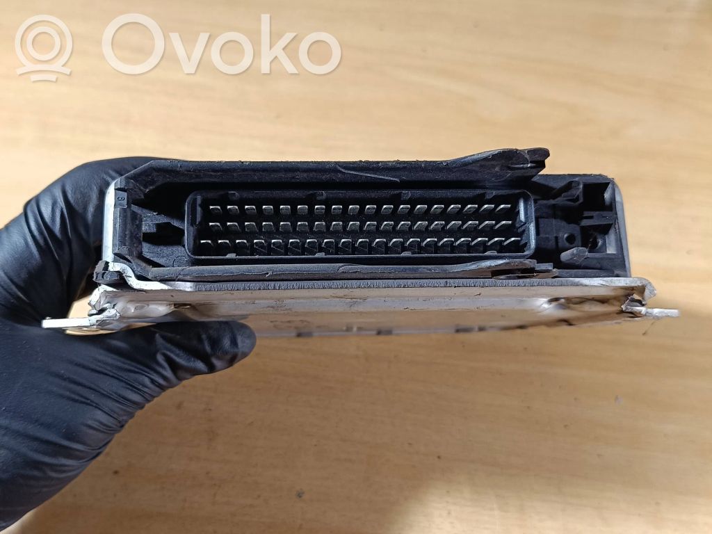 Opel Omega B1 Engine control unit/module 