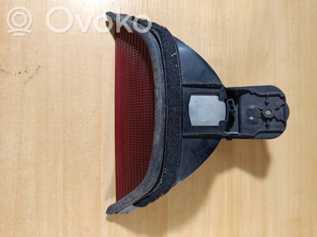 BMW 5 E39 Third/center stoplight 