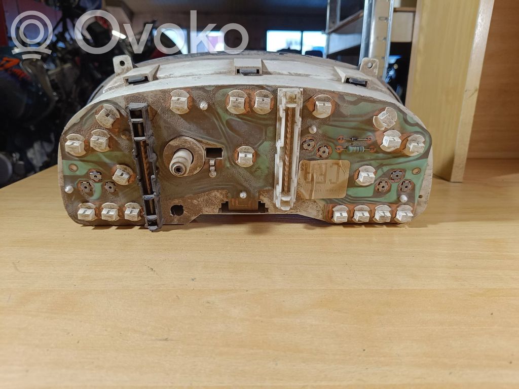 Ford Mondeo MK II Speedometer (instrument cluster) 