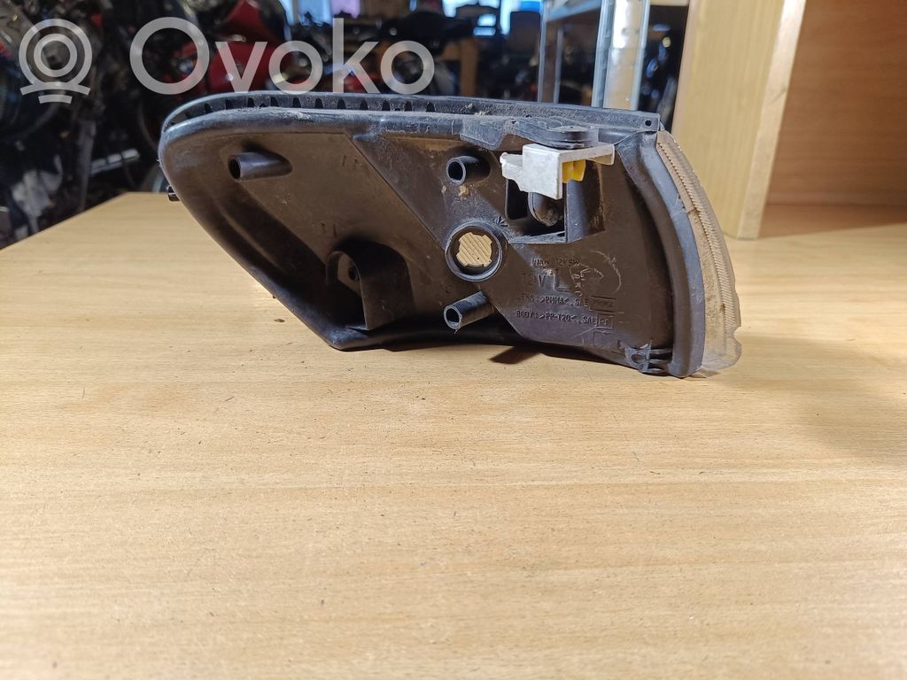 Toyota Corolla E100 Front indicator light 