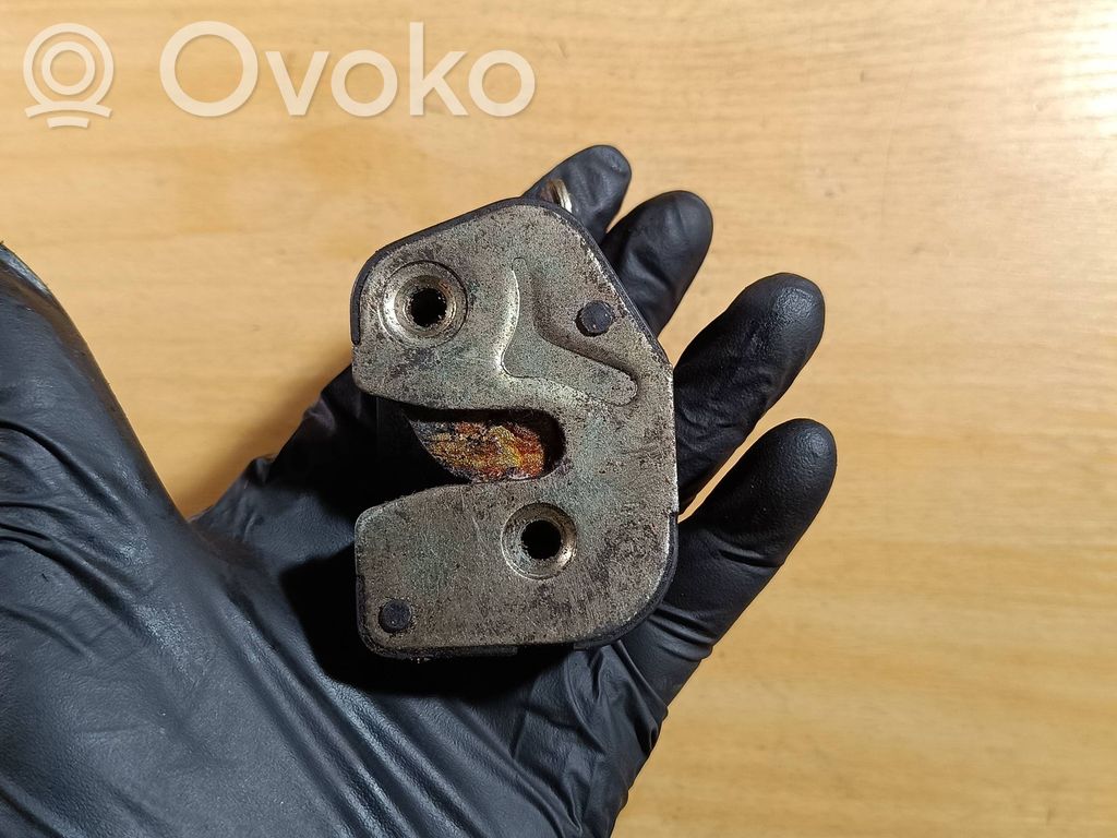 Ford Transit Spyna galinio dangčio 