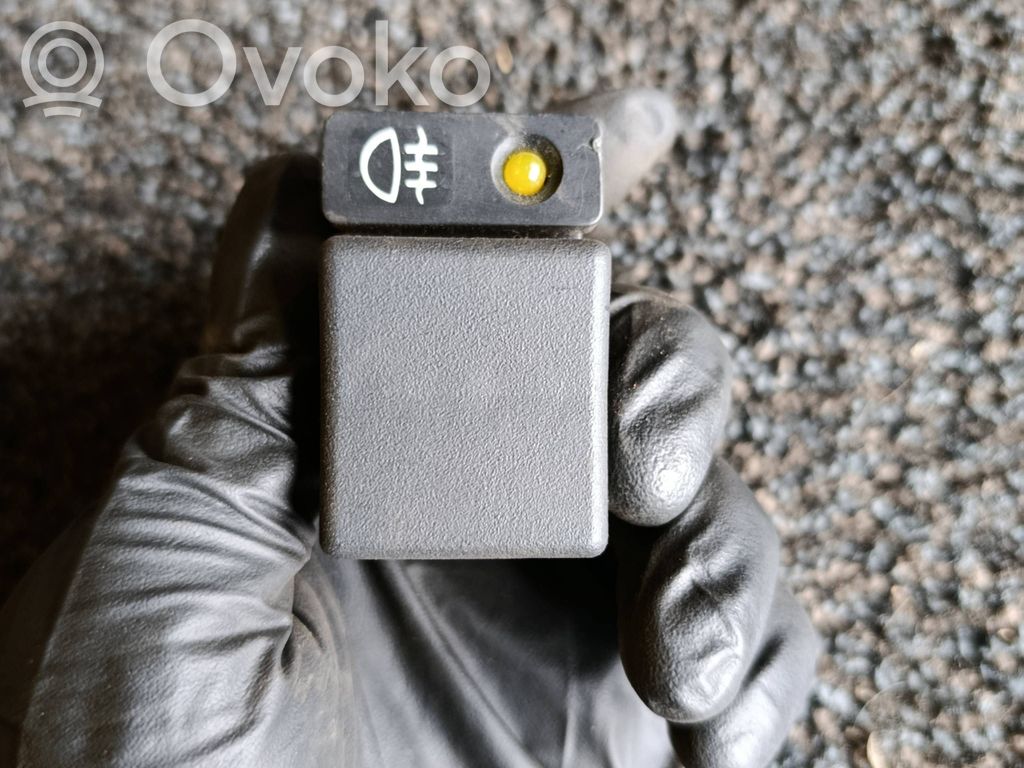 Opel Omega A Interruptor de luz antiniebla 