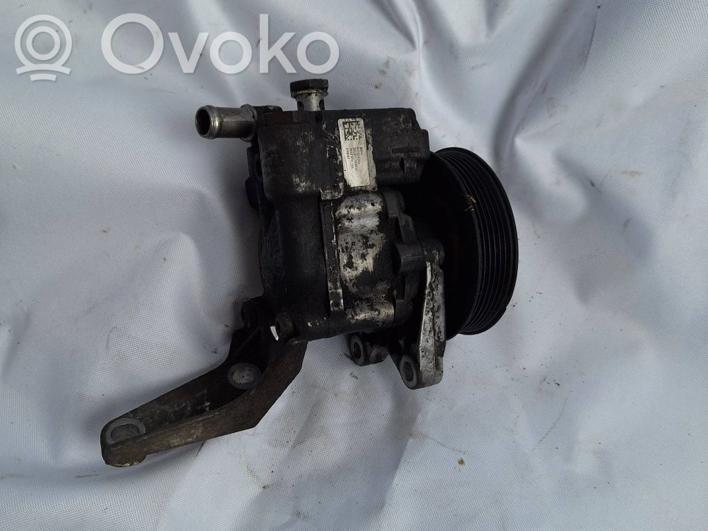 BMW 5 E60 E61 Vairo stiprintuvo siurblys 