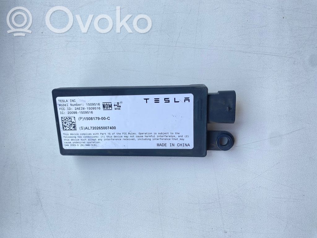 GPS-pystyantenni   150817900C,1509516,720265007400,1508179,150817900C,200981509516