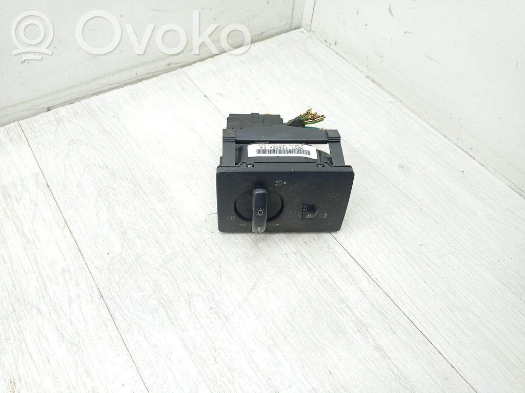 Ford Focus Light switch 