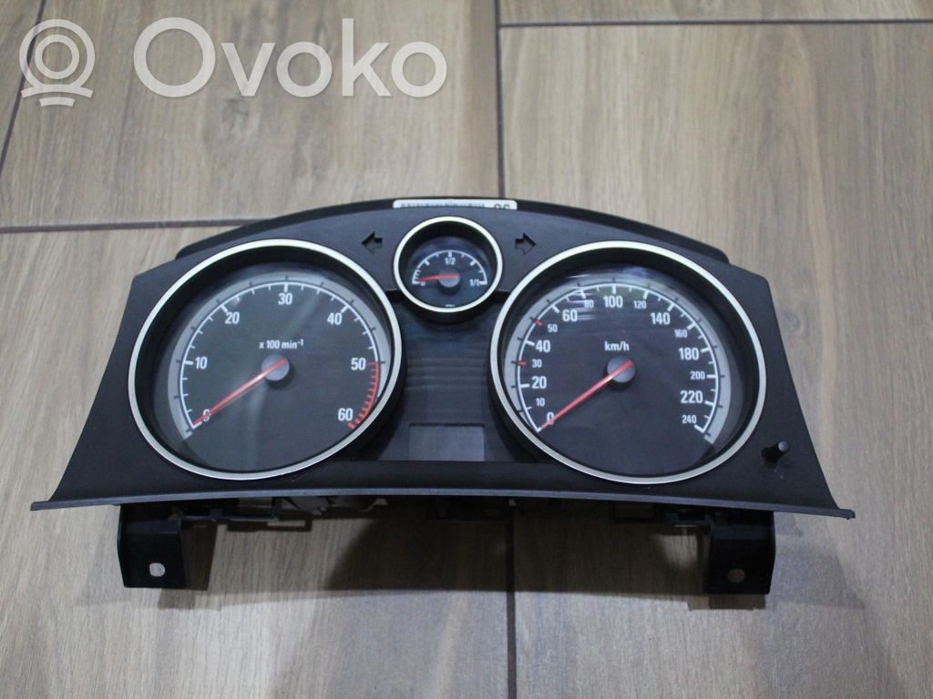 Opel Meriva A Speedometer (instrument cluster) 