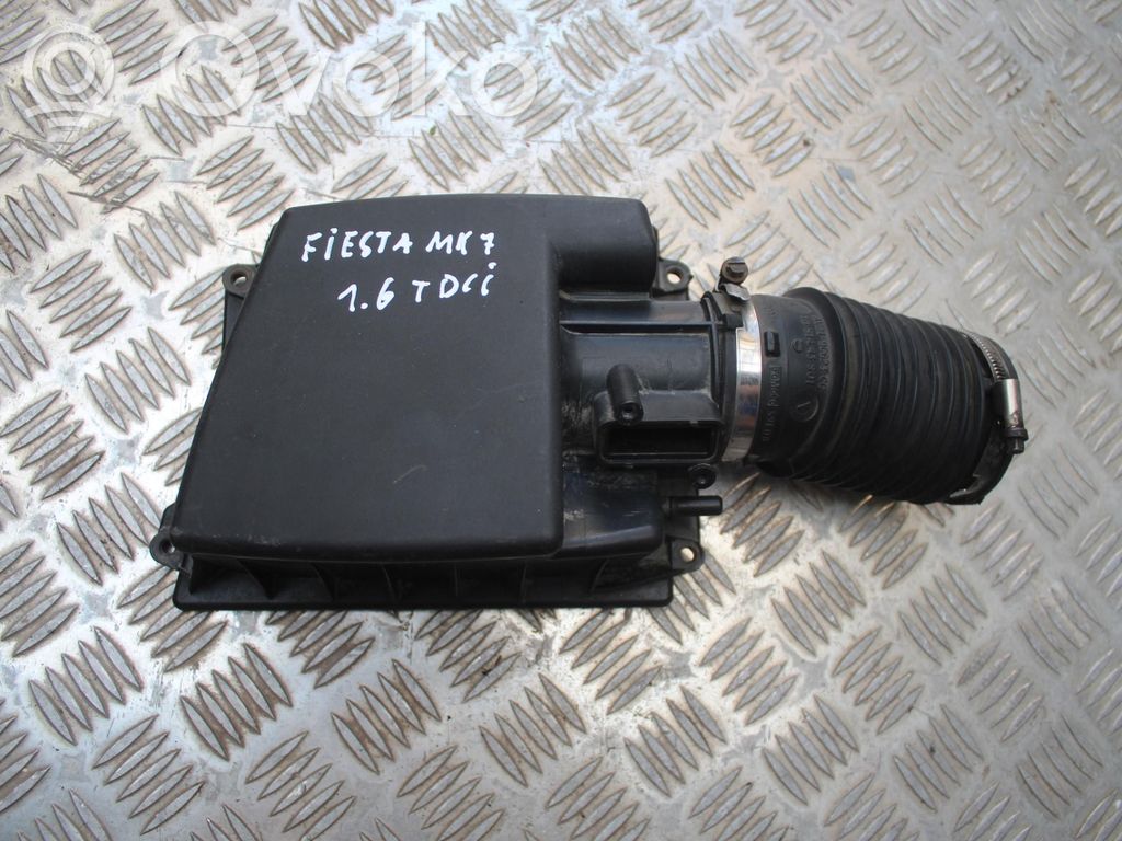 Ford Fiesta Air filter box 