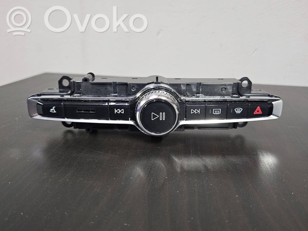Volvo XC90 Head unit multimedia control 