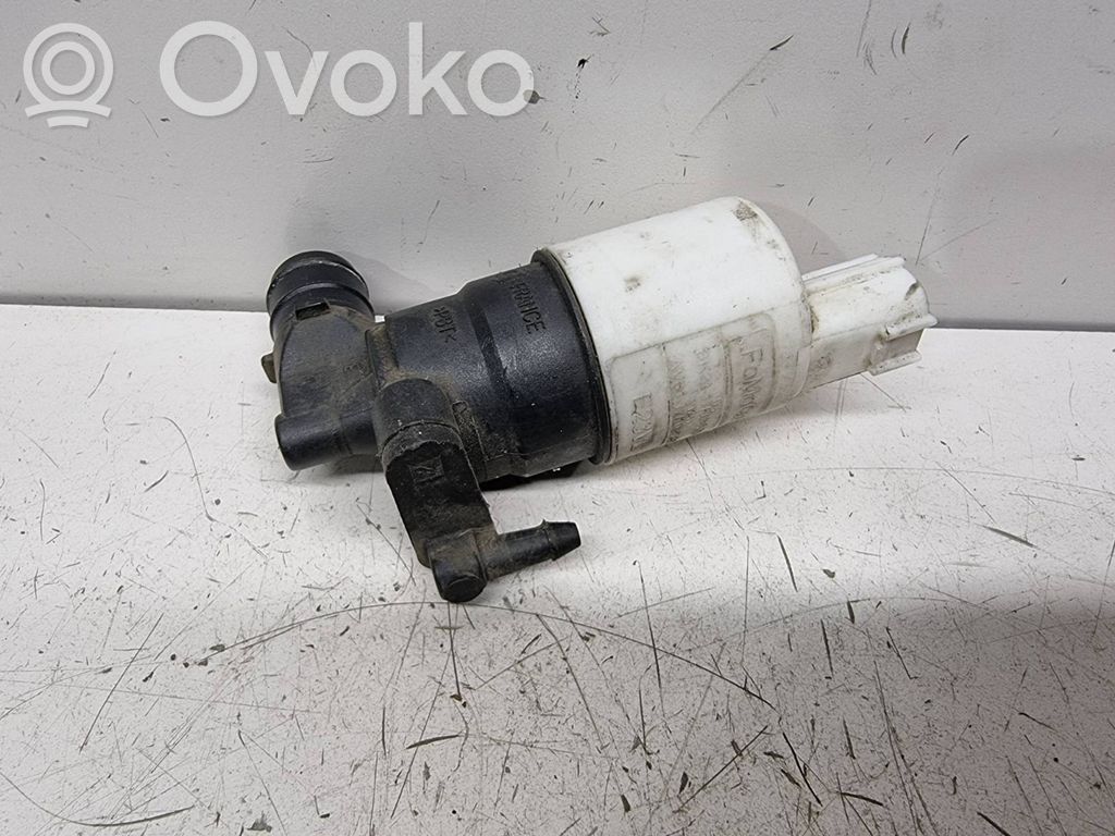 Windscreen/windshield washer pump   31349264