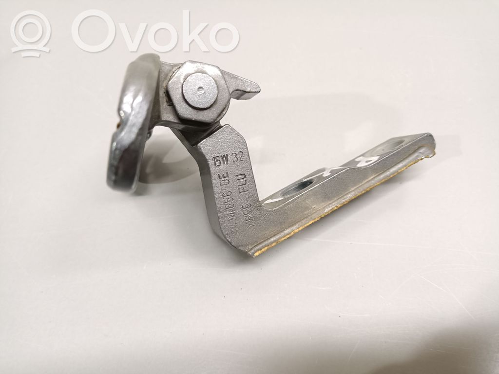 Volvo V40 Cross country Front door upper hinge 
