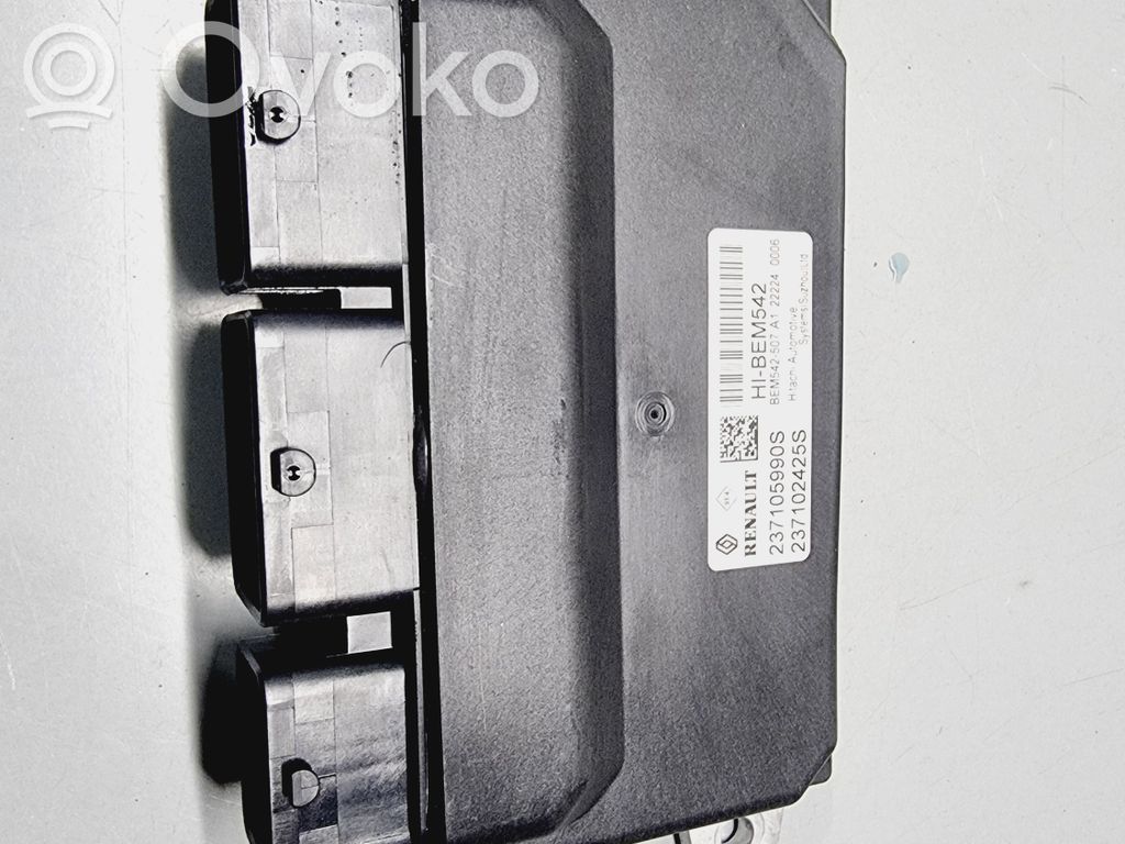 Engine control unit/module   237105990S,237102425S
