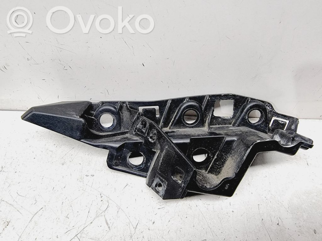 Audi SQ7 Front bumper mounting bracket 