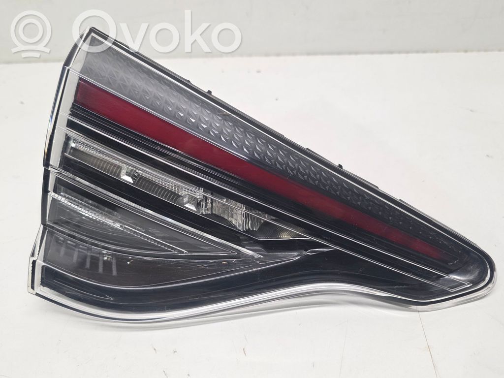Renault Clio V Lampy tylnej klapy bagażnika 