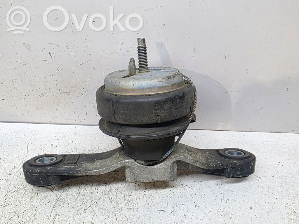 Engine mount bracket   31359635