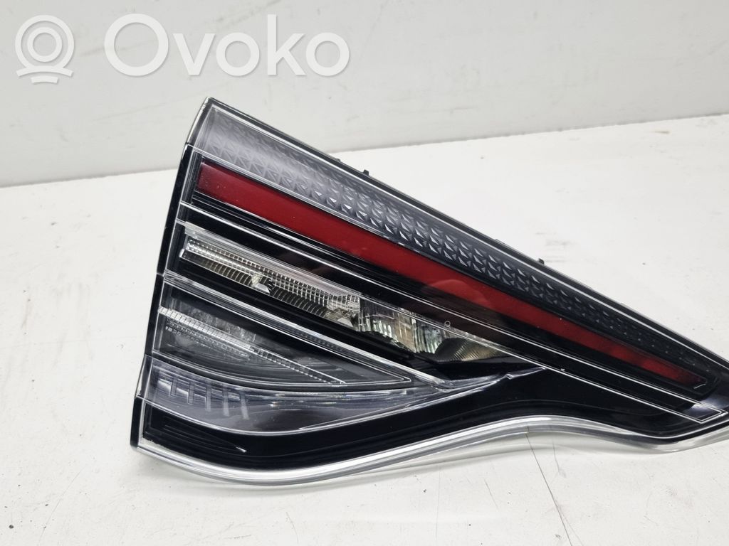 Renault Clio V Lampy tylnej klapy bagażnika 