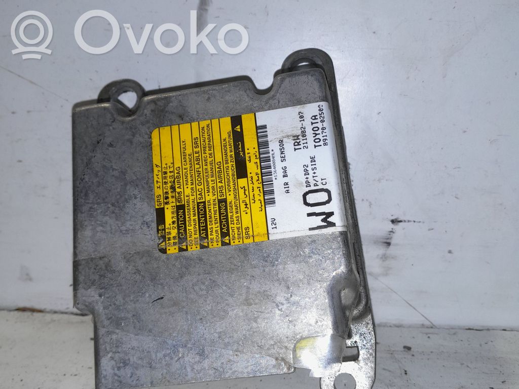 Toyota Corolla E120 E130 Unidad de control/módulo del Airbag 