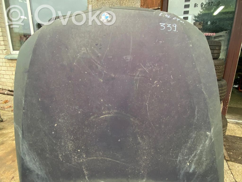 Dzinēja pārsegs (vāks)