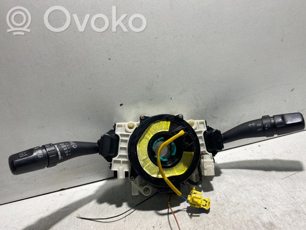 KIA Sorento Wiper turn signal indicator stalk/switch 