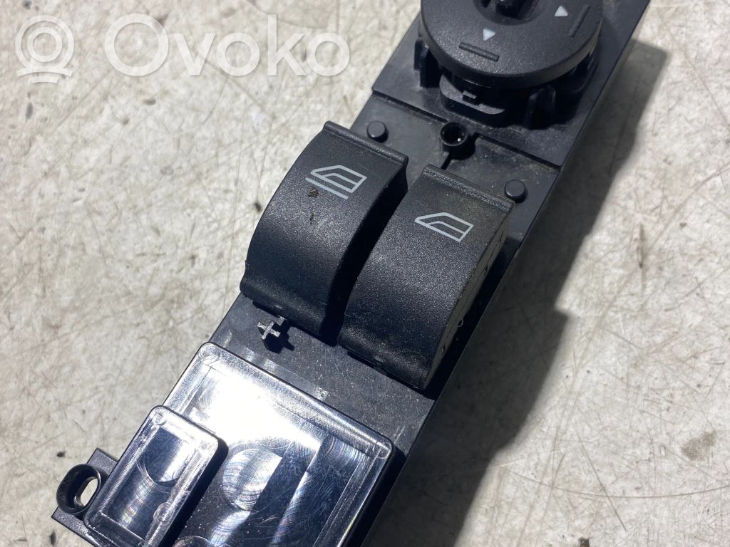 Electric window control switch   7M5T14529BA,03168080