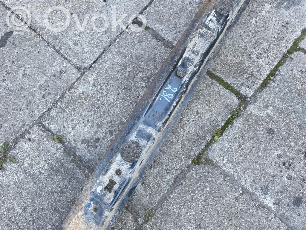 Hinterachse Achsträger