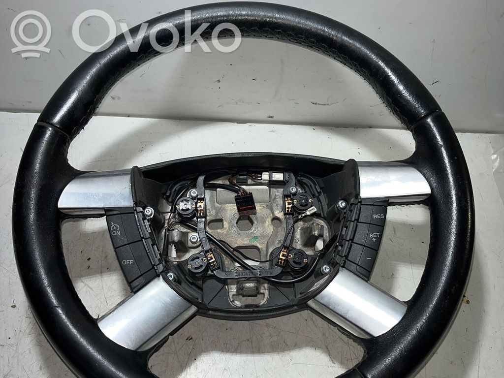 Ohjauspyörä   61638004A00