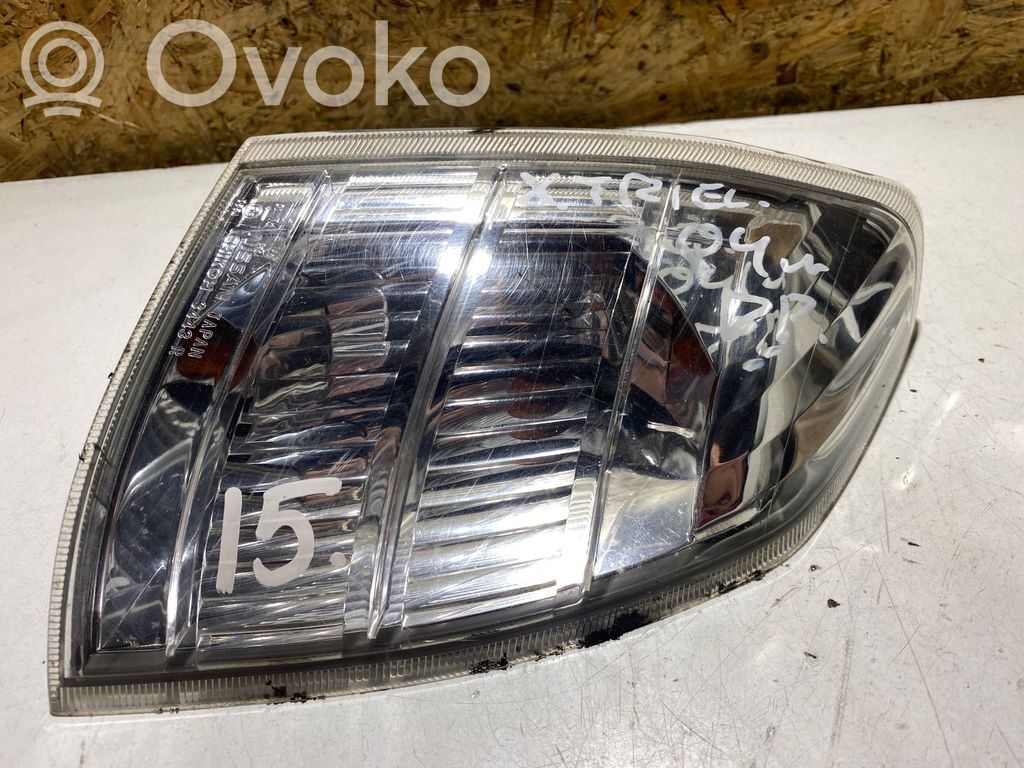 Nissan X-Trail T30 Front indicator light 