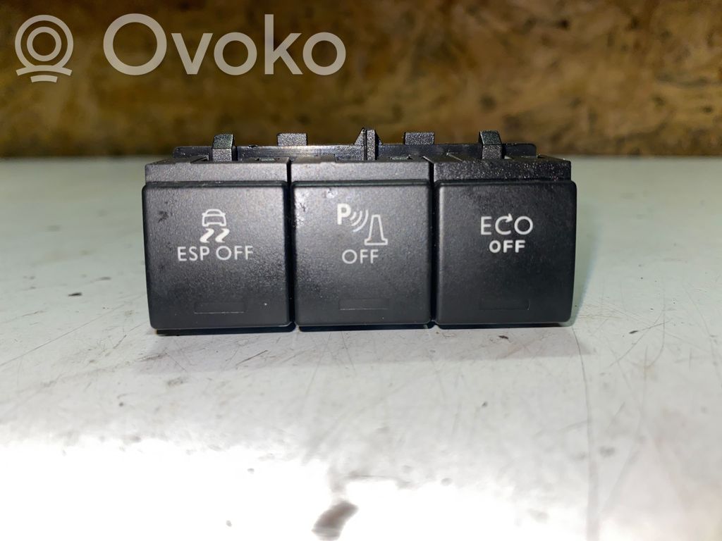 Peugeot 508 A set of switches 