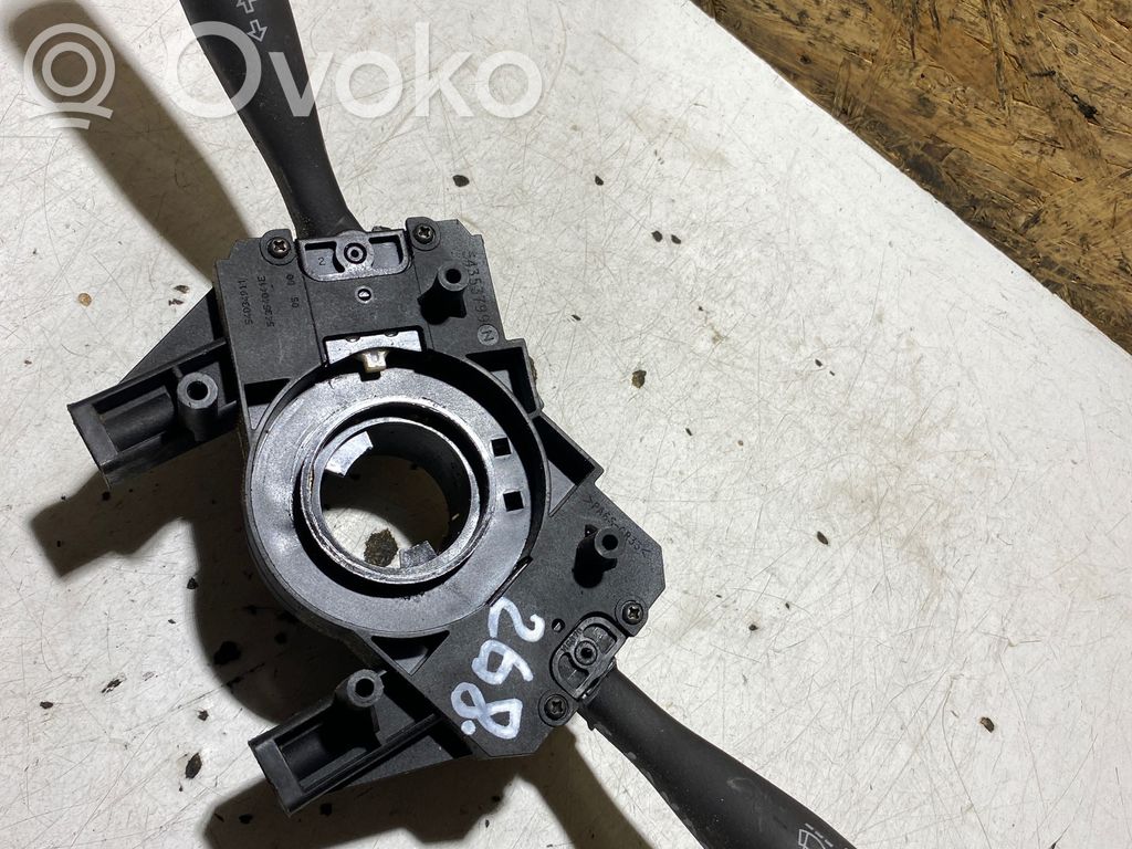 Land Rover Freelander Interruptor/palanca de limpiador de luz de giro 