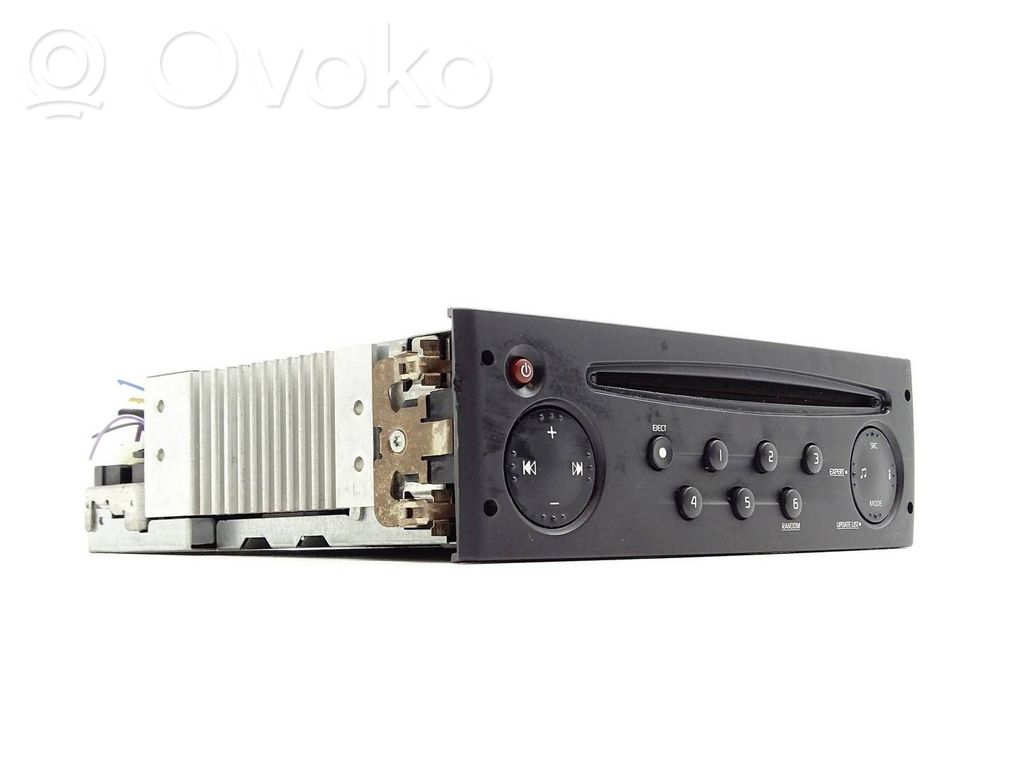 Renault Clio II Panel / Radioodtwarzacz CD/DVD/GPS 