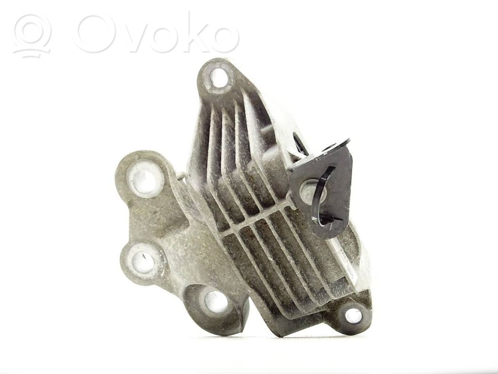 Opel Insignia B Engine mount bracket 