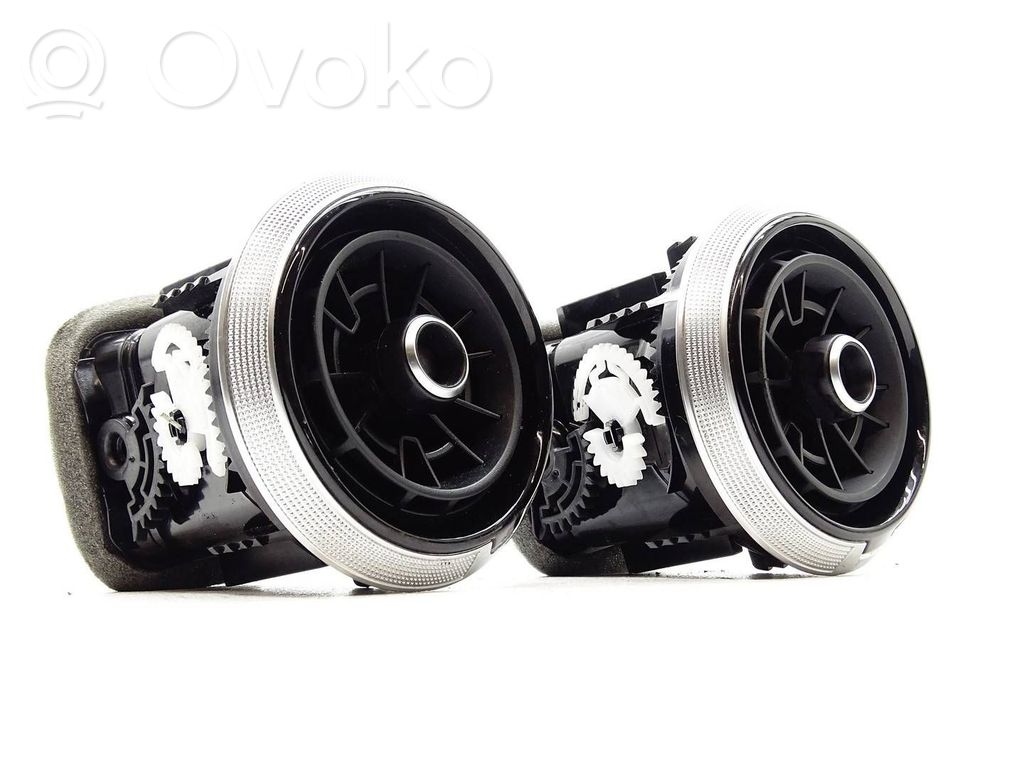 Audi A3 S3 8V Griglia di ventilazione centrale cruscotto 