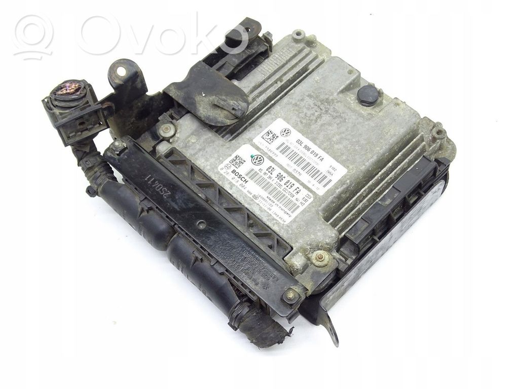 Volkswagen Amarok Unitate control motor/modul ECU 
