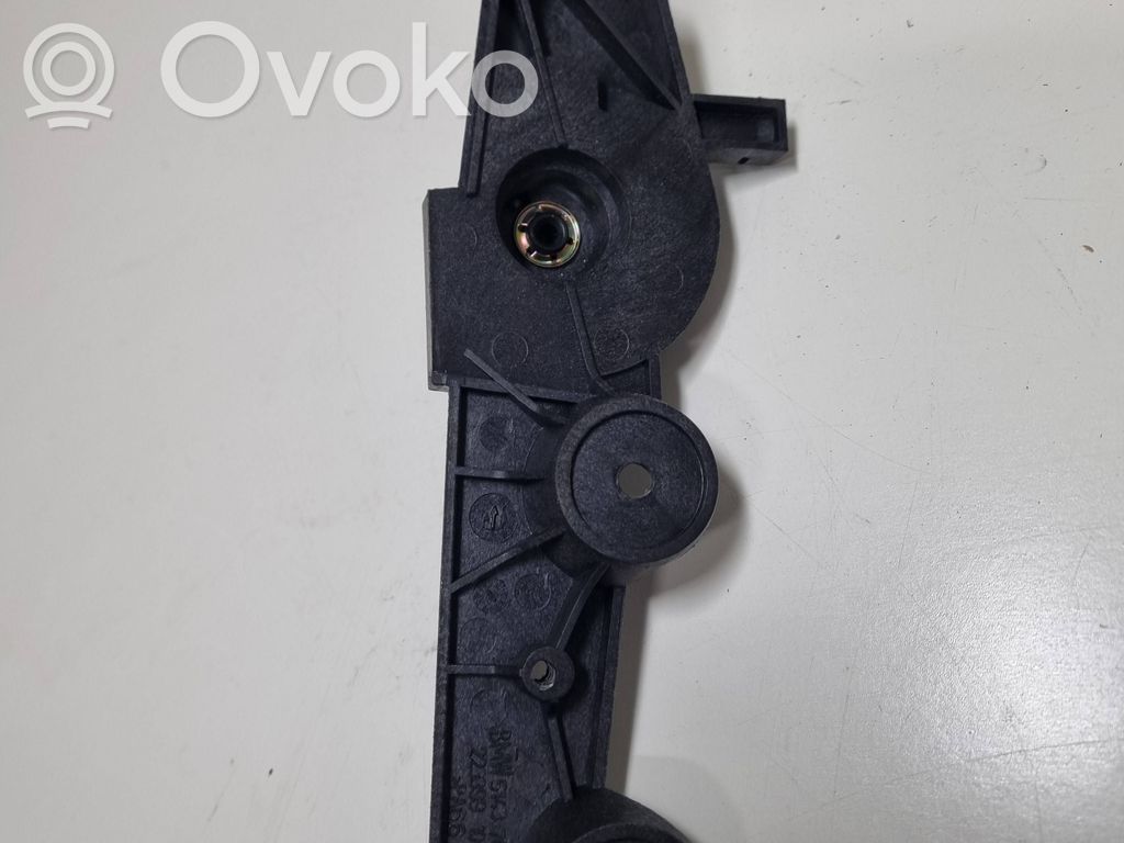 BMW 5 E60 E61 Engine bonnet (hood) release handle 