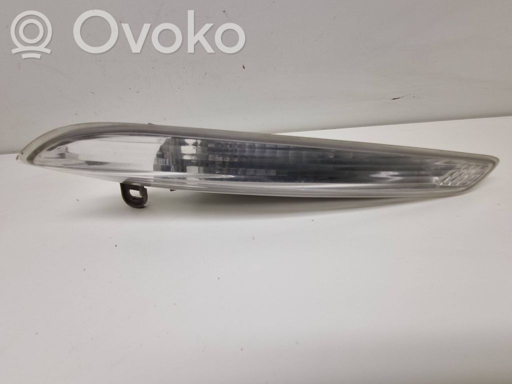 Citroen DS5 Front indicator light 