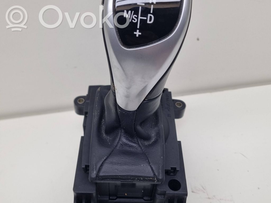 BMW 5 F10 F11 Pavarų perjungimo svirtis 