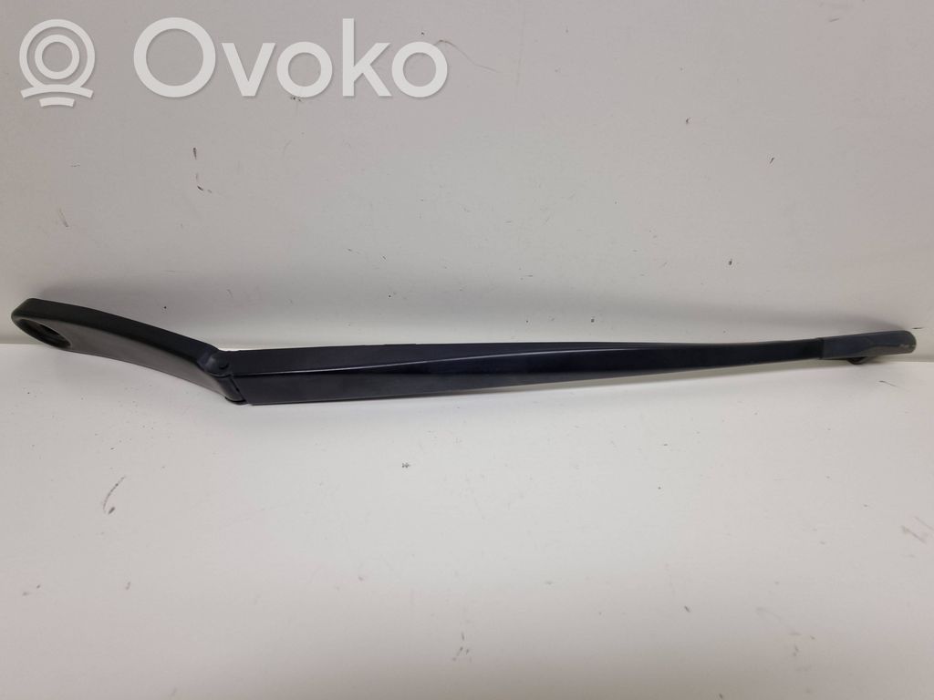 BMW 5 F10 F11 Priekinio stiklo valytuvas 