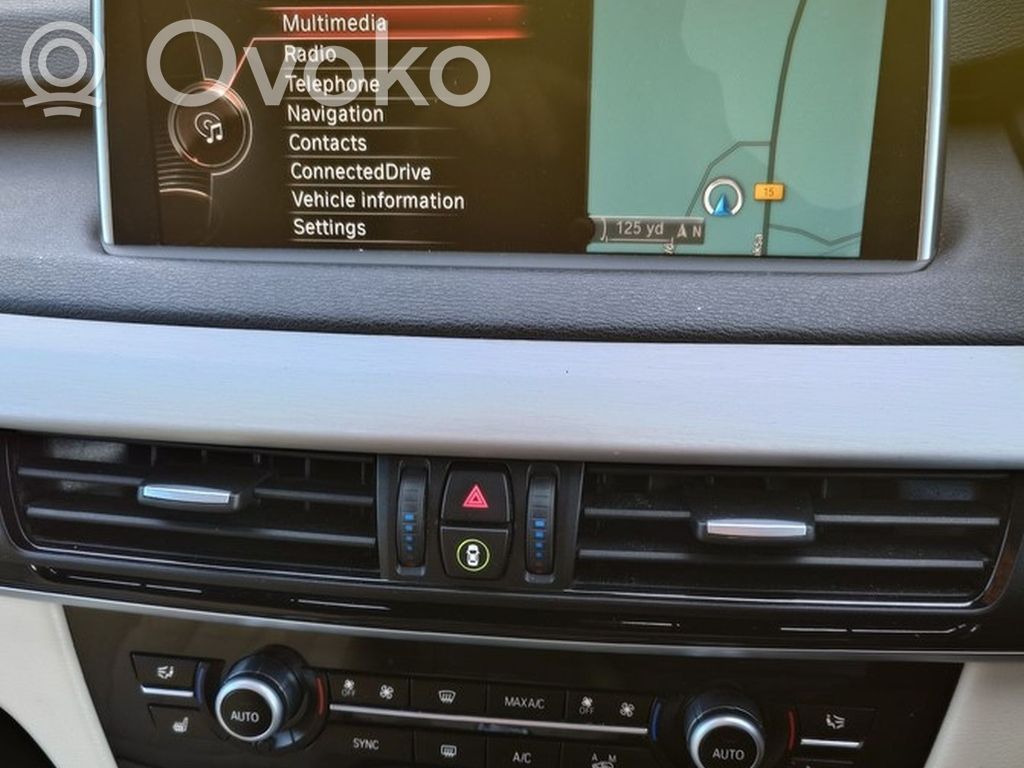 BMW X3 F25 Panel / Radioodtwarzacz CD/DVD/GPS 
