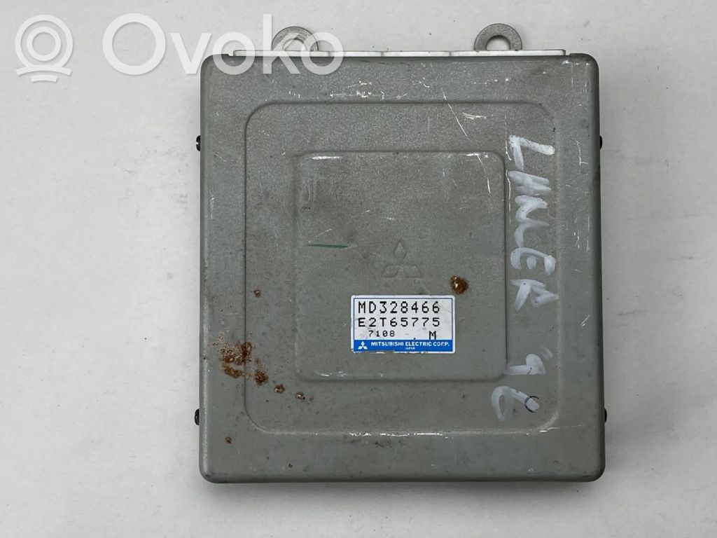 Engine control unit/module   E2T65775,E2T65775,MD328466