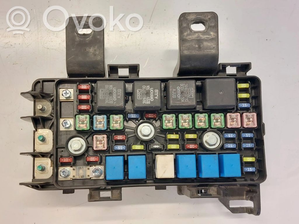 Hyundai Sonata Fuse box set 