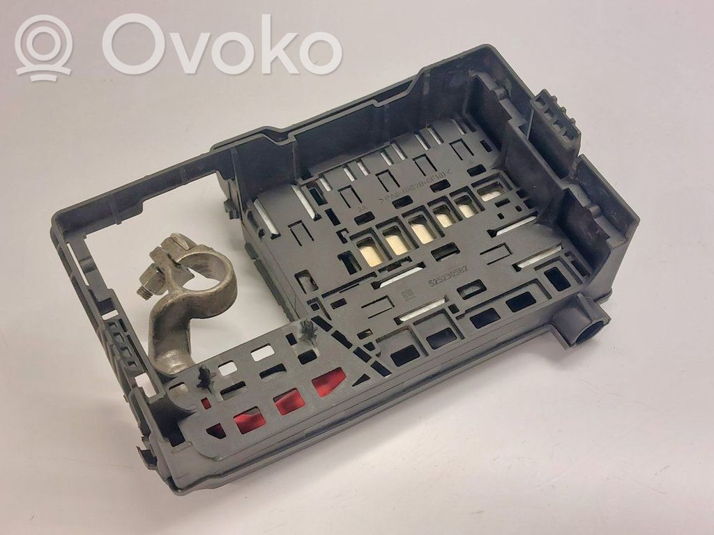 Opel Insignia A Akumulator 