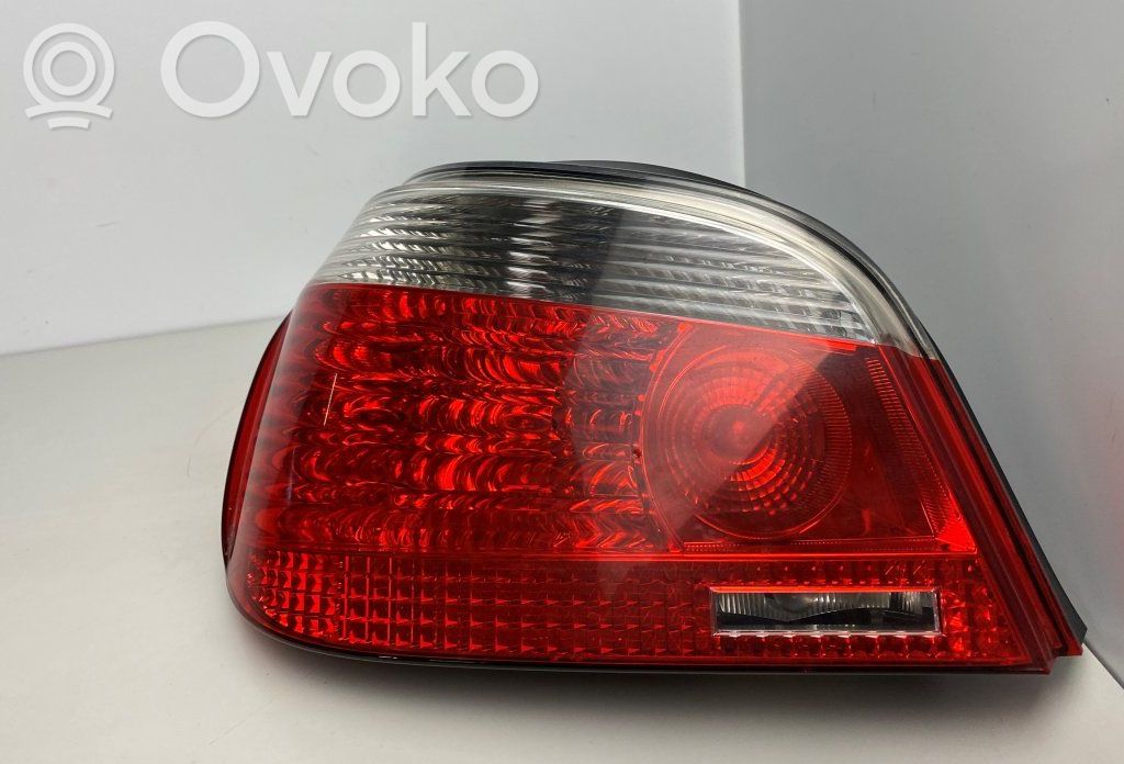 BMW 5 E60 E61 Galinis žibintas kėbule 