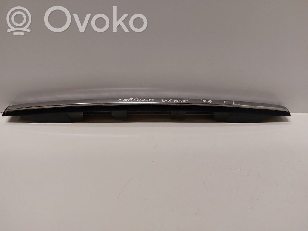 Toyota Corolla Verso E121 Rivestimento portellone 