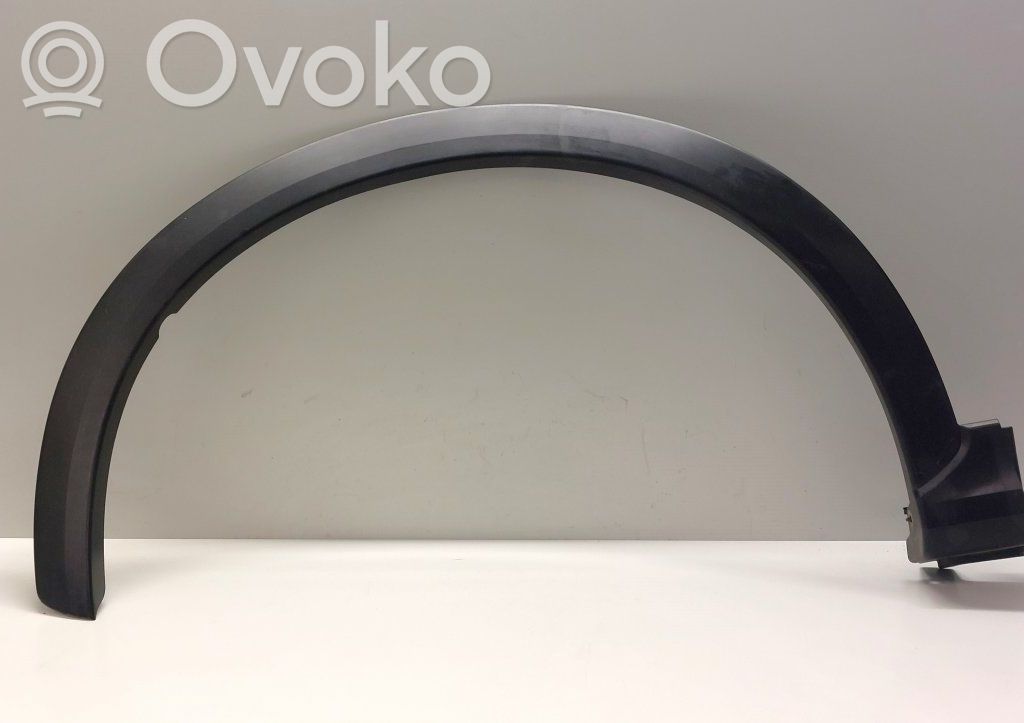 Mitsubishi Outlander Front arch trim 