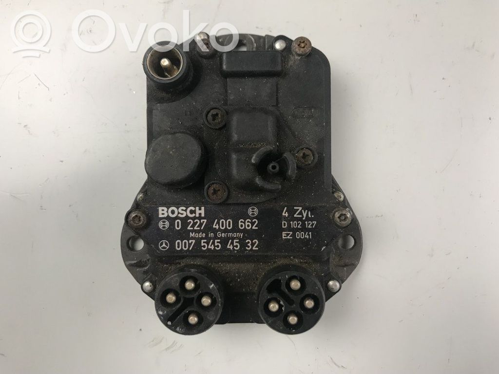 Mercedes-Benz 190 W201 Ignition amplifier control unit 