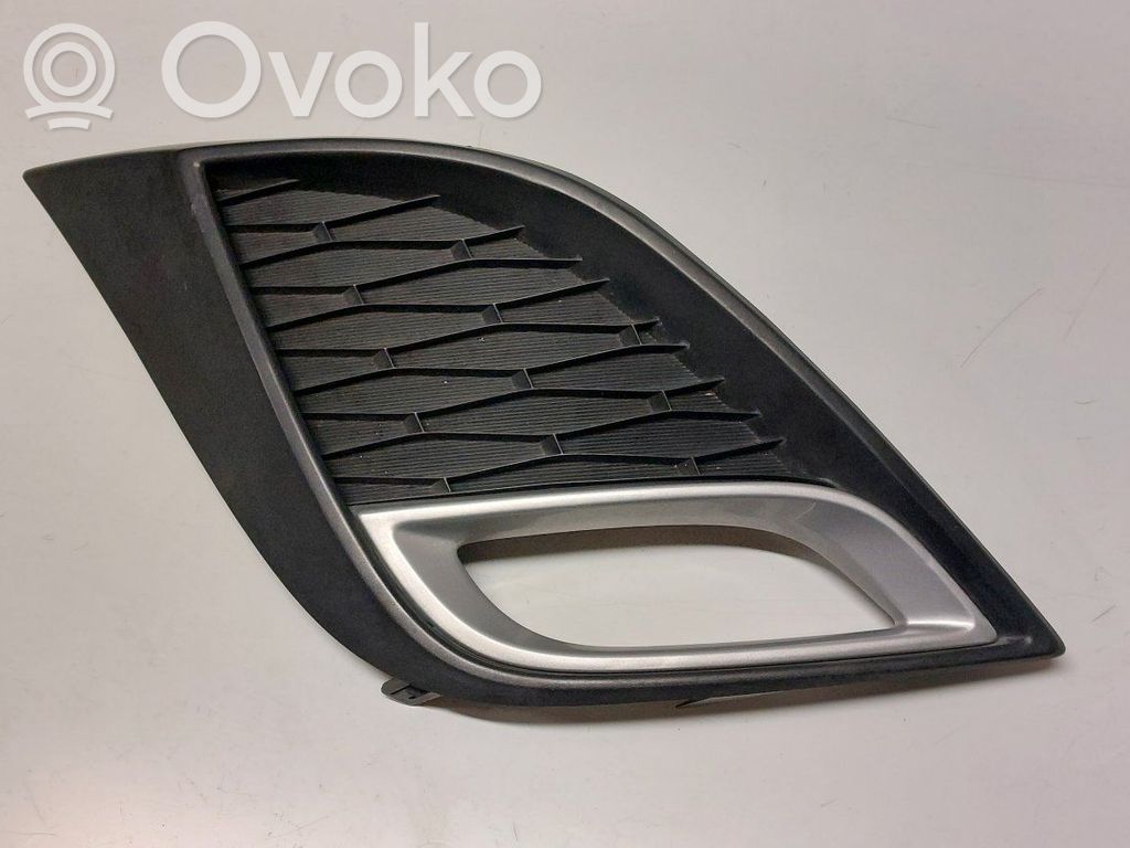 Mazda 3 II Grille inférieure de pare-chocs avant 