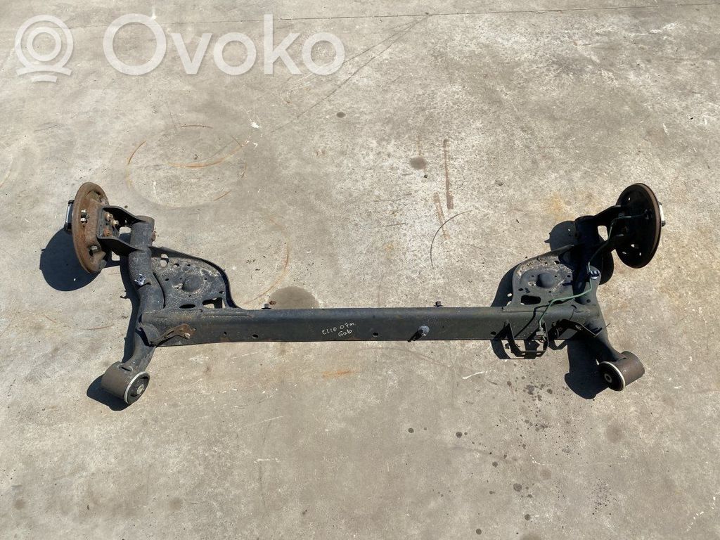 Renault Clio III Eje trasero 