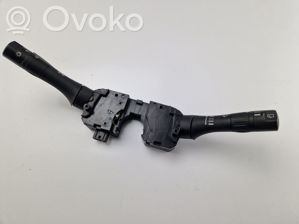 Nissan Juke I F15 Wiper turn signal indicator stalk/switch 