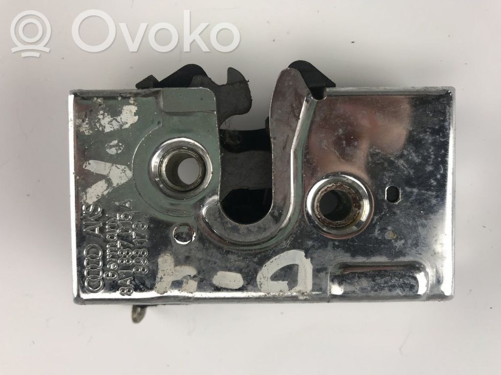 Audi A4 S4 B5 8D Cerradura de puerta delantera 