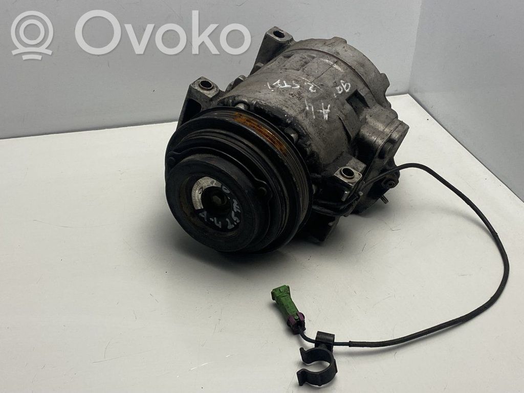 Audi A4 S4 B5 8D Kompresor / Sprężarka klimatyzacji A/C 