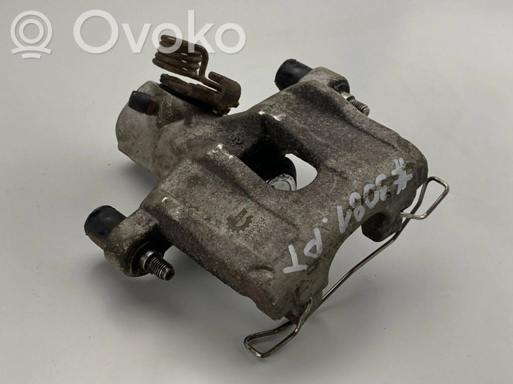 Ford Focus Задний суппорт 